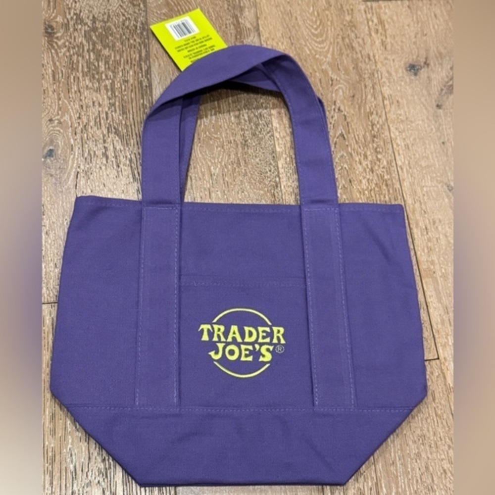 NWT Trader Joe's Limited Edition Halloween 2025 Mini Canvas Tote Bag - Picture 1 of 2